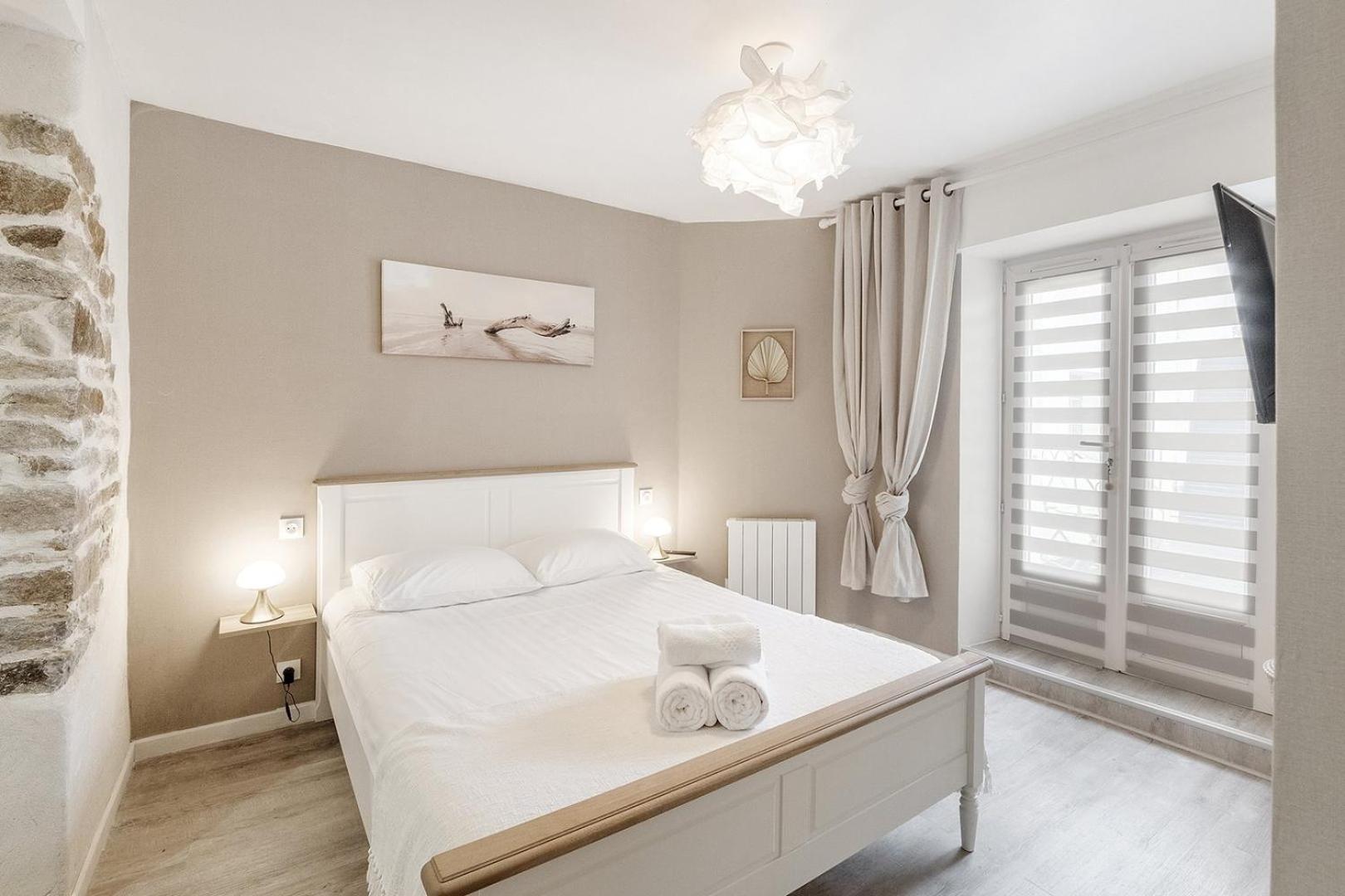 Tassigny - Charmant Appartement/ Terrasse - Port 瓦讷 外观 照片