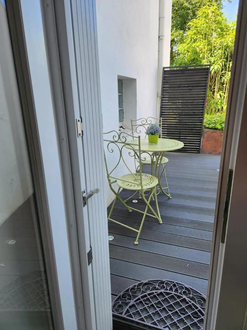 Tassigny - Charmant Appartement/ Terrasse - Port 瓦讷 外观 照片