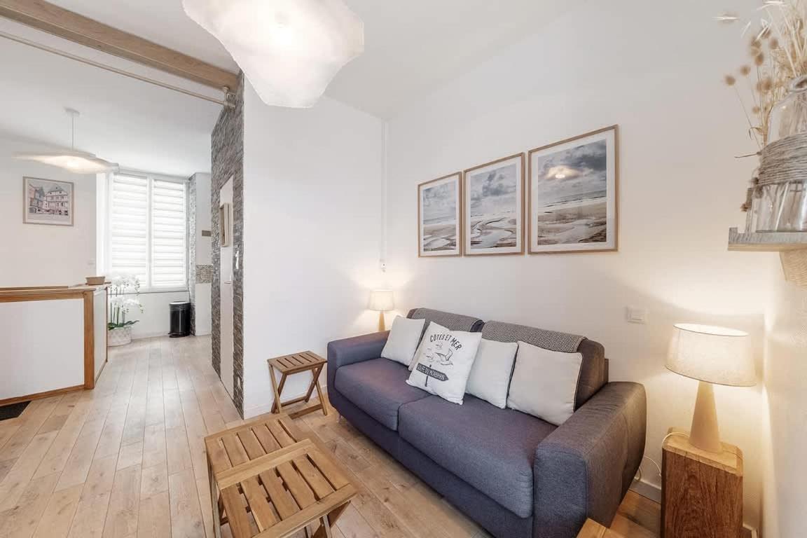 Tassigny - Charmant Appartement/ Terrasse - Port 瓦讷 外观 照片