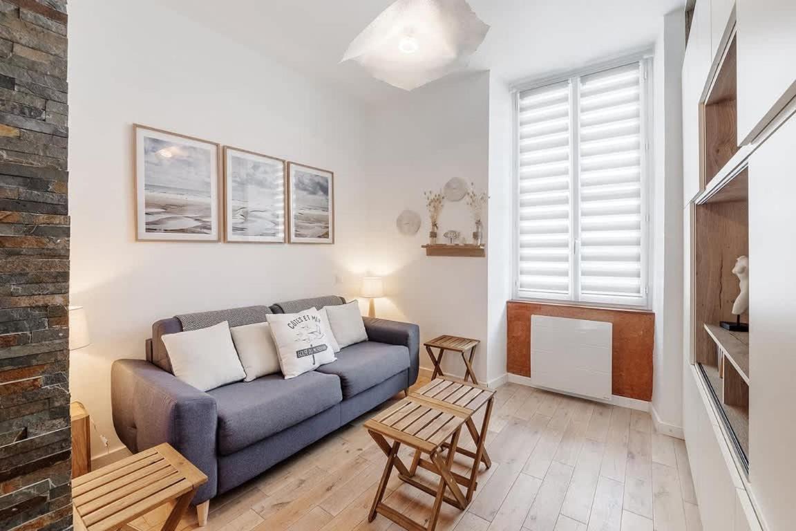 Tassigny - Charmant Appartement/ Terrasse - Port 瓦讷 外观 照片